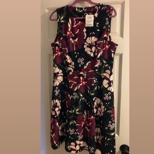 Tommy Hilfiger NWT floral dress size 14